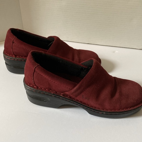 Born BOC Red Corduroy Woman’s Loafer Shoes Size 8 - Picture 4 of 8